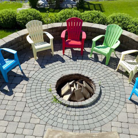 11 Best Outdoor Fire Pit Ideas To Diy, Outdoor Fire Pit Patio Set