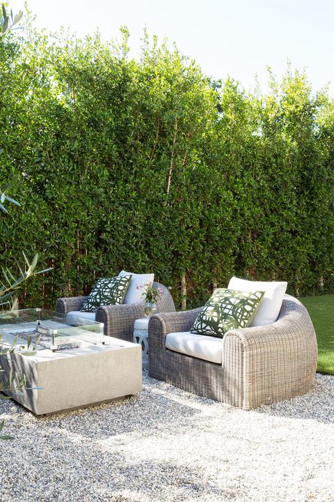 19 Best Backyard Fire Pit Ideas Stylish Outdoor Designs - Best Fire Pit Garden Furniture