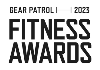 a badge that says 2023 gear patrol fitness awards