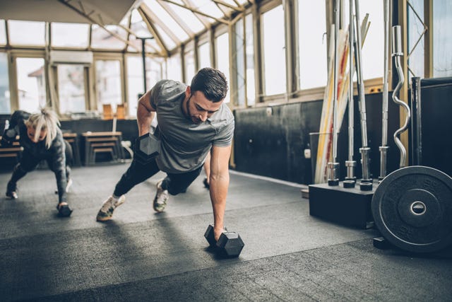 This 6-Move Dumbbell Workout Is Designed to Build Muscle, Fast