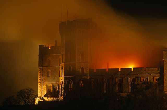 windsor castle blazes at night