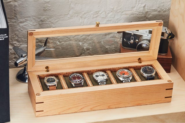 analogshift x wolf flatiron watch box