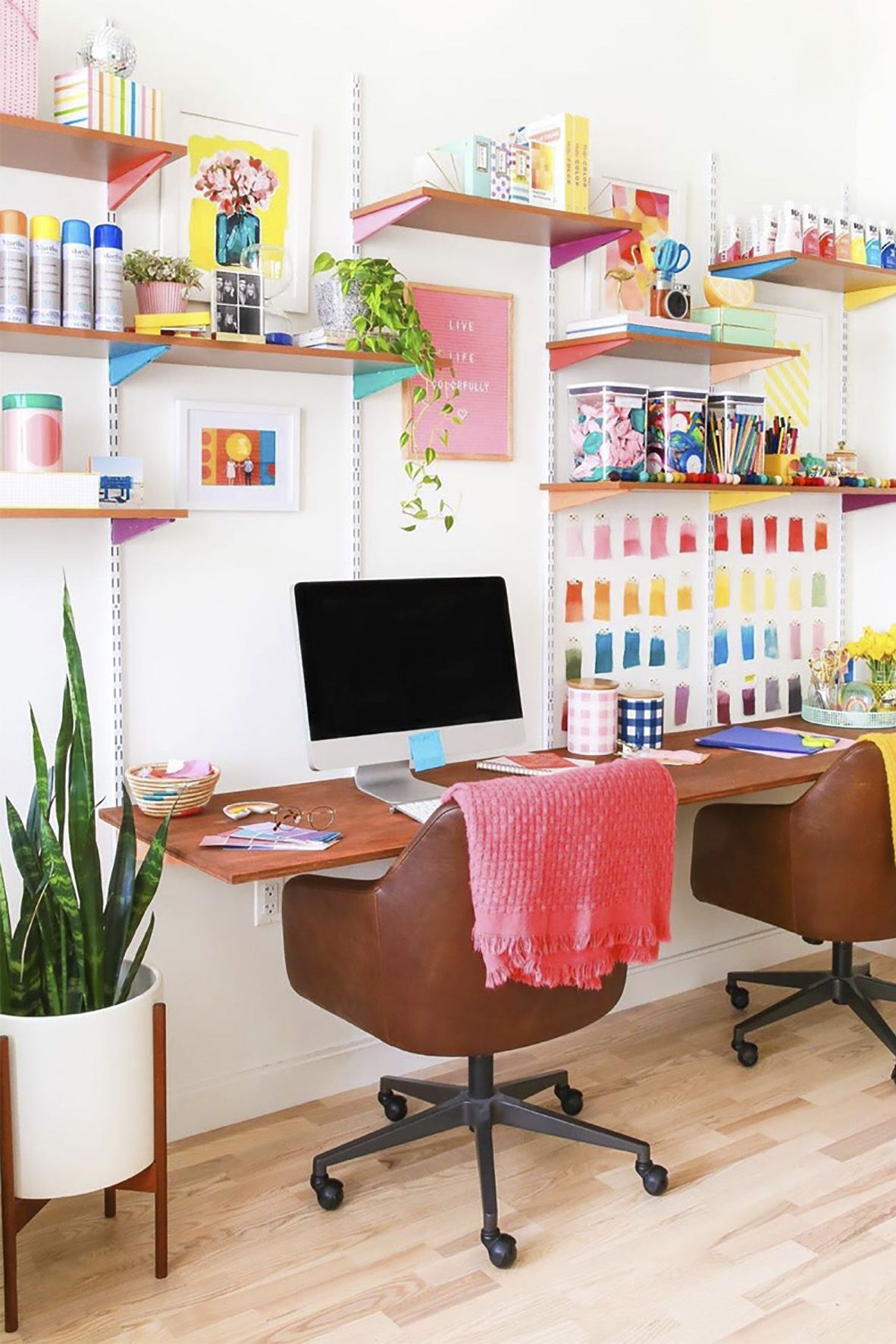 How to Organize Your Office Desk - Decorated Office