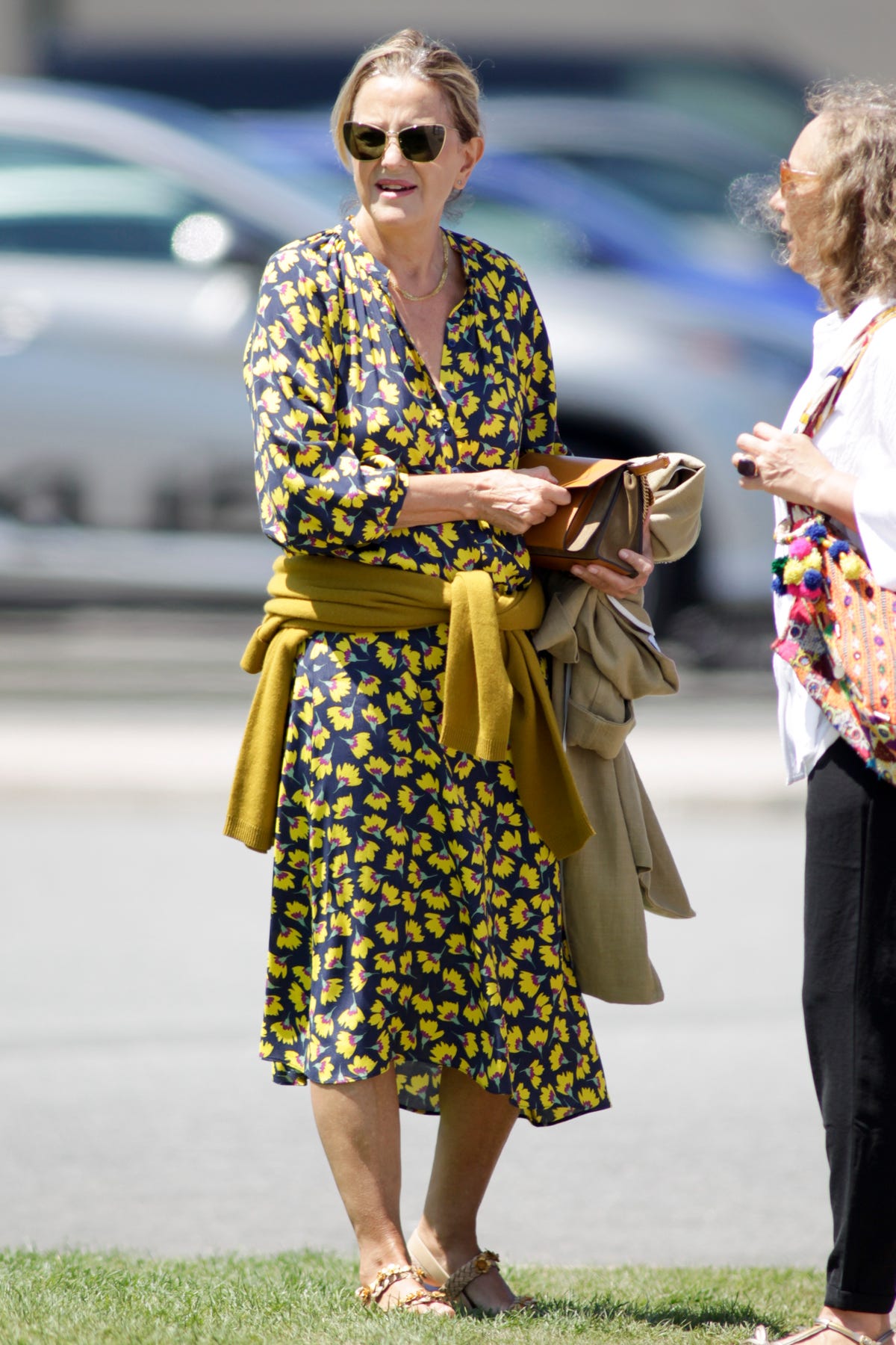 The Style Of Flora Perez S Mother Marta Ortega Dressed In Zara