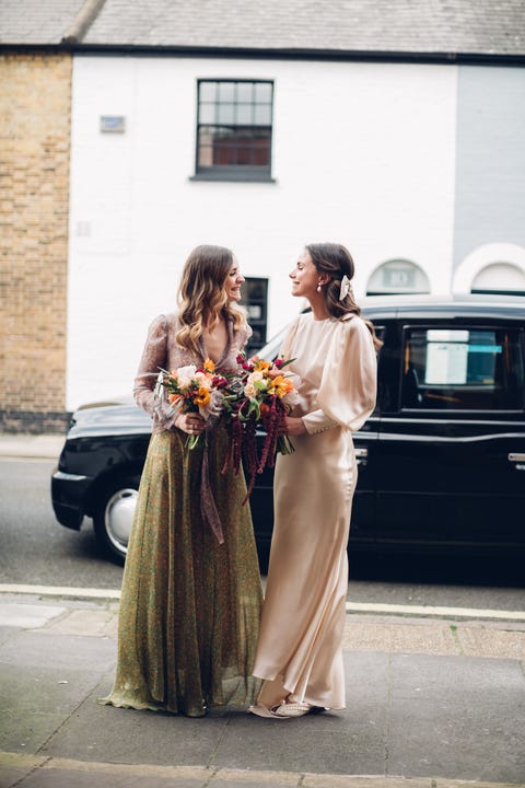 https://hips.hearstapps.com/hmg-prod.s3.amazonaws.com/images/florrie-and-tarquin-batch-1-edits-3-of-49-1574786063.jpg?crop=1xw%3A1xh%3Bcenter%2Ctop&resize=480%3A%2A