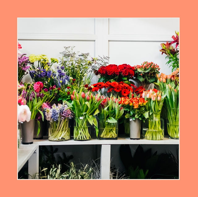 Large Beautiful bouquet of mixed flowers in woman hand. Floral shop concept  . Beautiful fresh cut bouquet. Flowers delivery Stock Photo - Alamy