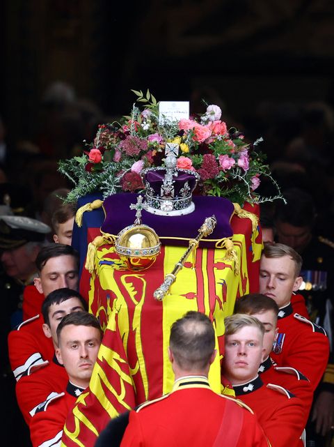 مراسم تشییع جنازه ملکه الیزابت دوم