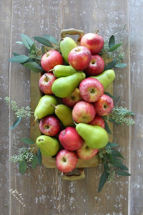 14 Edible Thanksgiving Crafts Table Decorations Delish Com