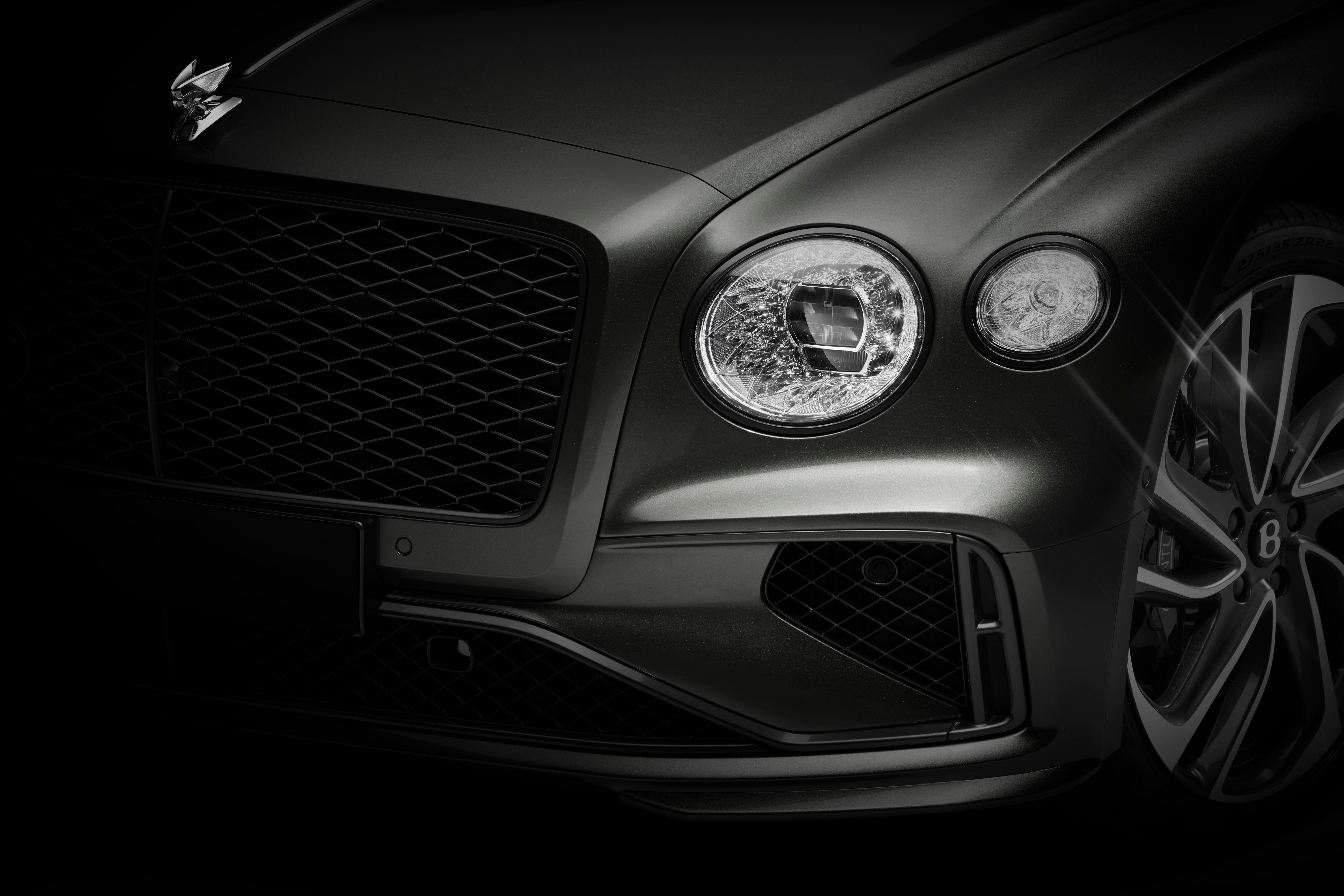 Bentley Flying Spur Adds a 771-HP V8 Hybrid