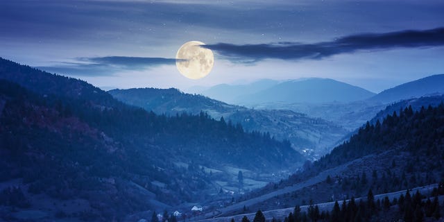 The New Moon In Scorpio Is Here To Crank Up The Passion Levels To 11 The New Moon In Scorpio Is Here To Crank Up The Passion Levels To 11