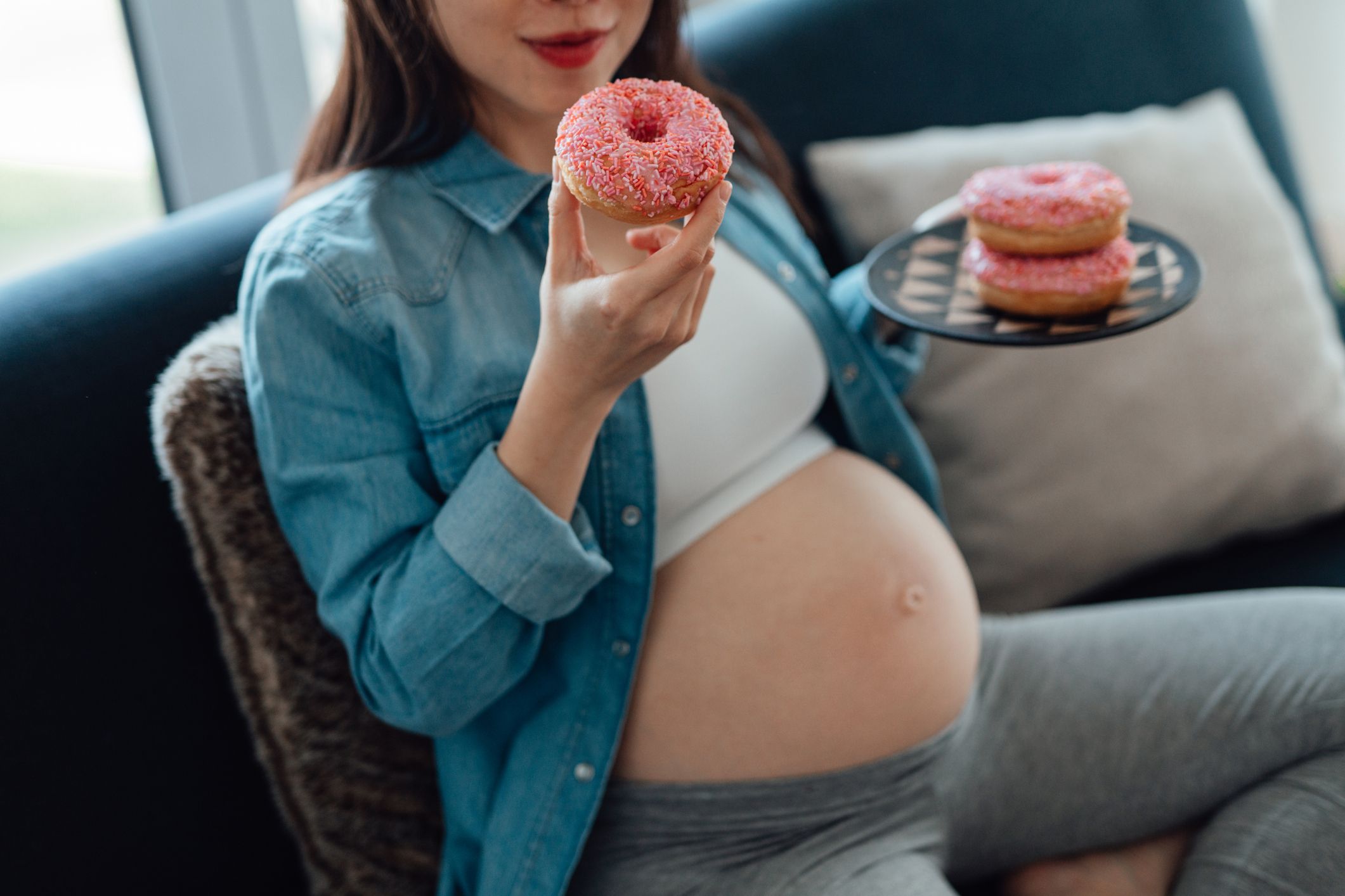 ママたちが明かす 妊娠中に食べたくなった意外な食べ物10