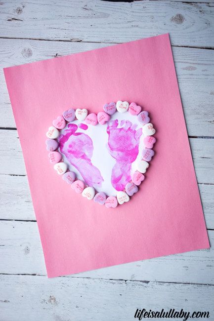41 Easy Valentine S Day Crafts Diy Decorations For Valentine S Day