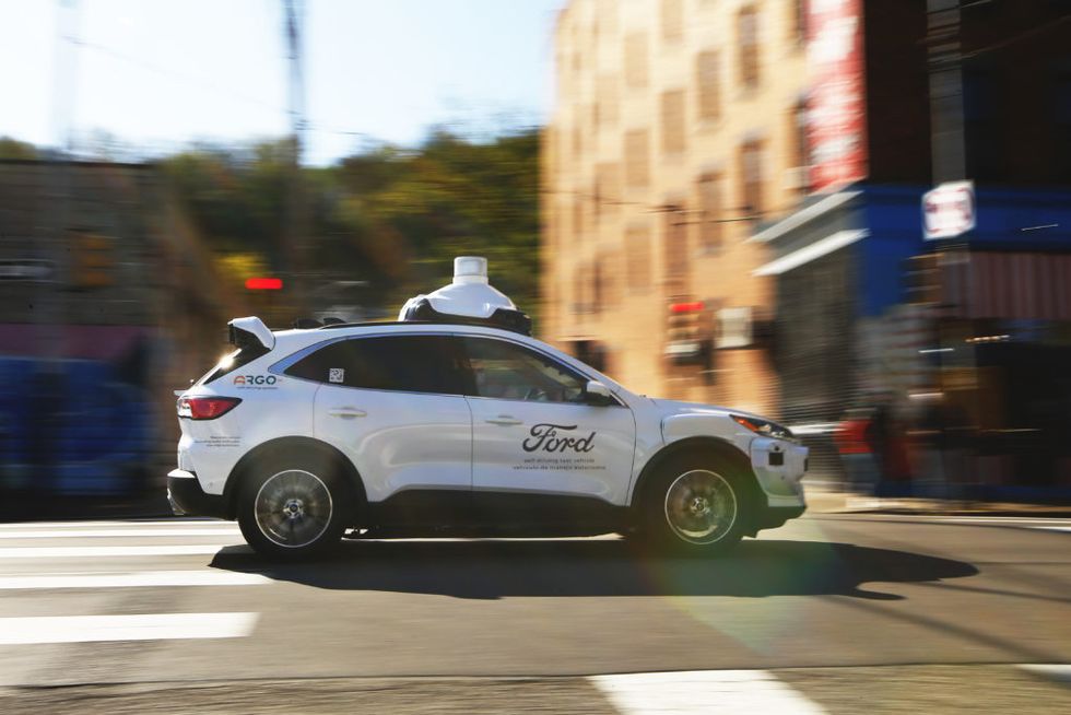 Semi-Autonomous Ford Escapes Available for Rides with Lyft by Late 2021