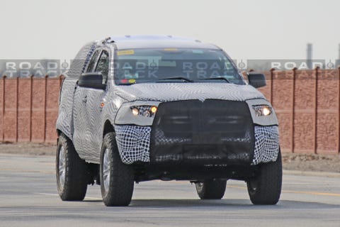 New Ford Bronco 2020 Details News Photoore Here S A Test Mule Driving Around Michigan