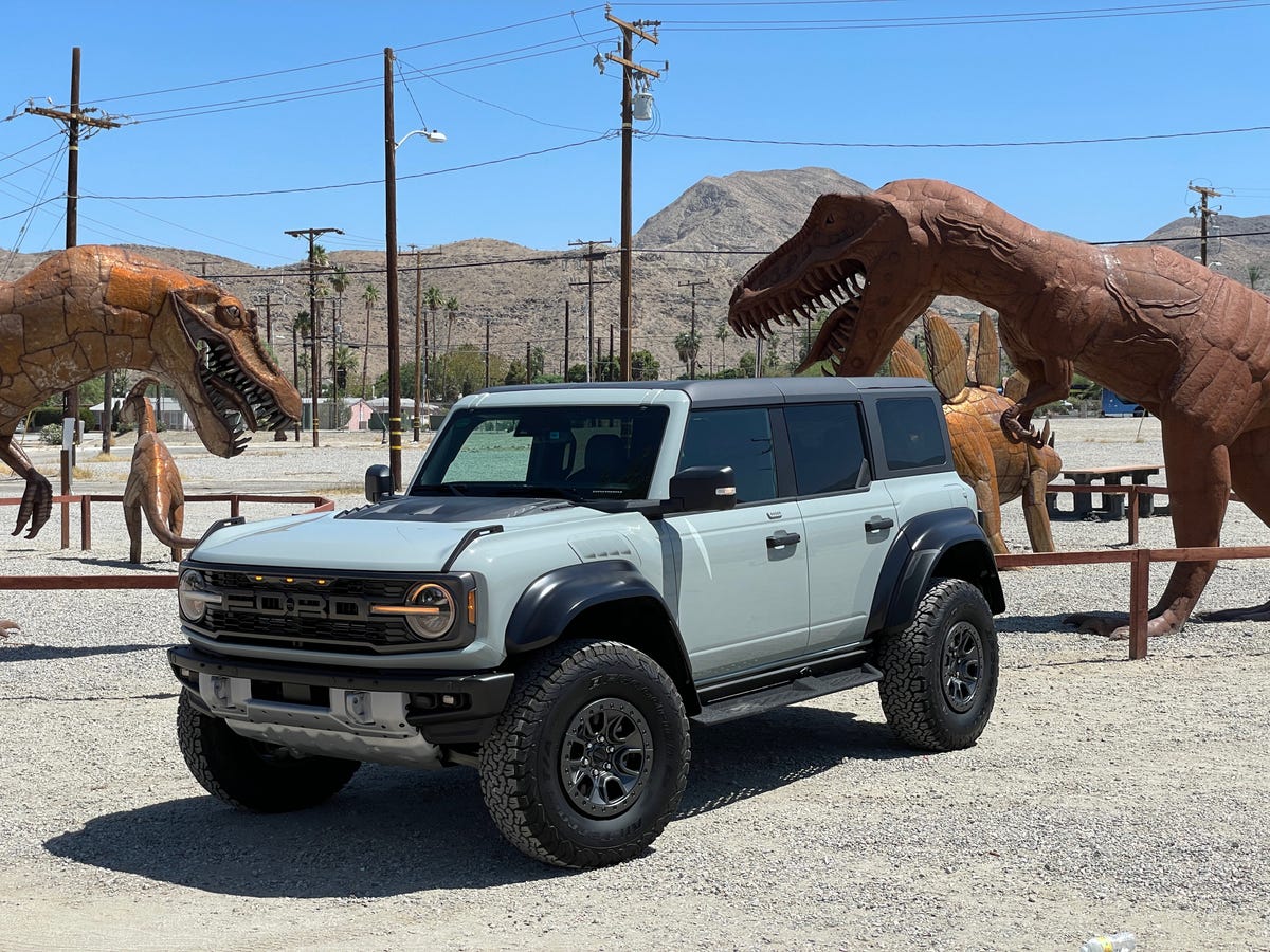 2021 Ford Bronco SUV revealed with retro styling and off-road tech