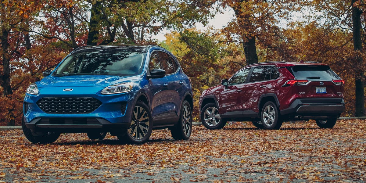 Ford Escape Hybrid Vs 19 Toyota Rav4 Hybrid
