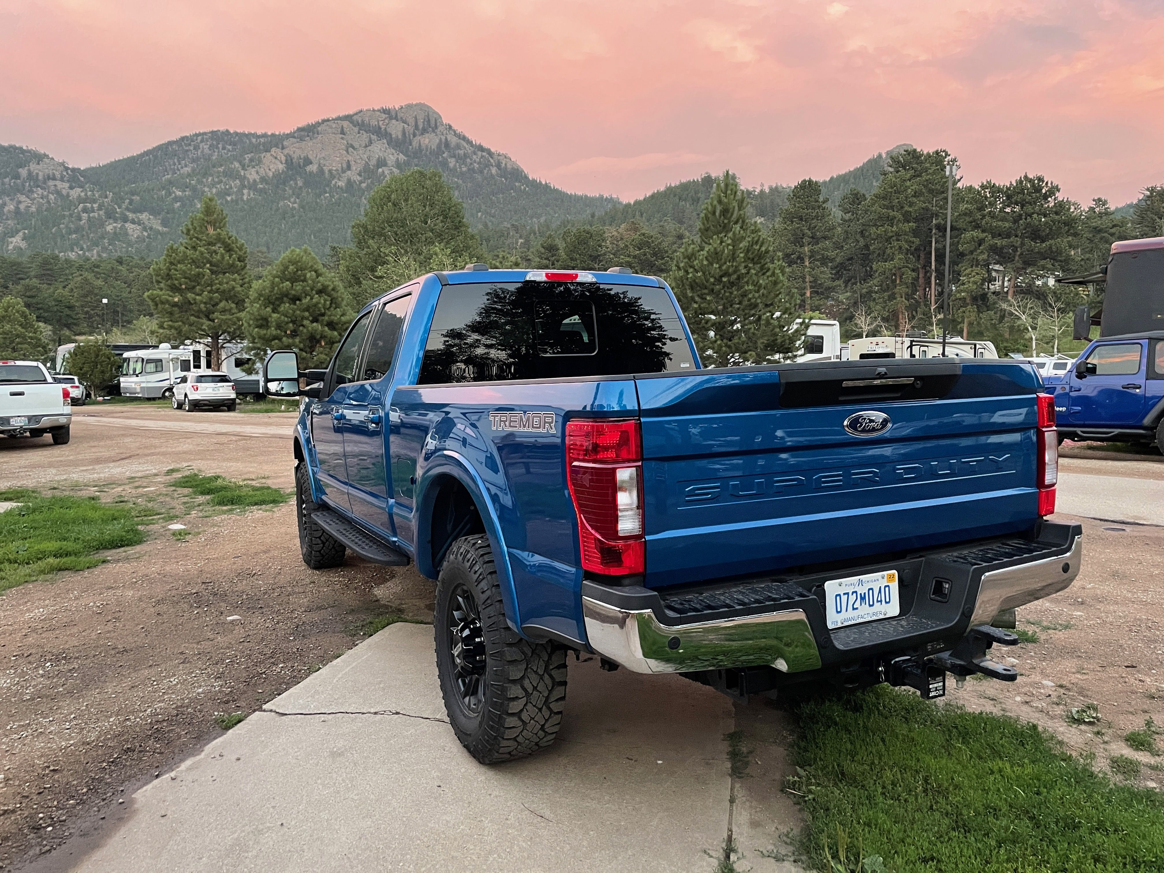 The 21 Ford F 250 Tremor Is Made For The Wild West