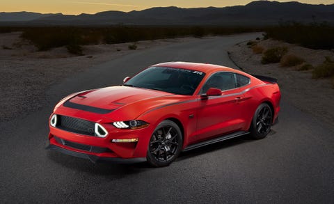 Land vehicle, Vehicle, Car, Performance car, Automotive design, Hood, Red, Muscle car, Motor vehicle, Coupé, Land vehicle, Vehicle, Car, Performance car, Automotive design, Hood, Red, Muscle car, Motor vehicle, Coupé,