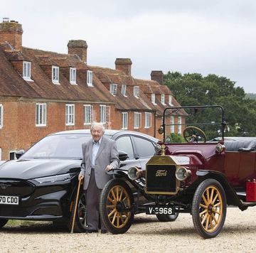 101-Year-Old Who Drove Ford Model T Tries Mach-E