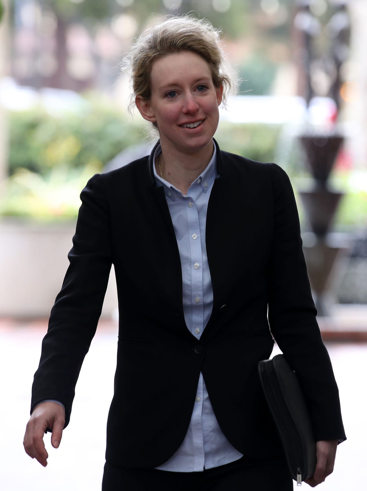 Elizabeth Holmes Takes Barry S Bootcamp Class Before Court