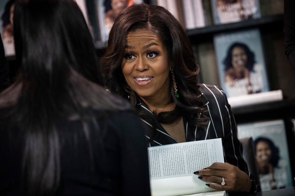 Michelle Obama S Becoming May Be Bestselling Memoir In History