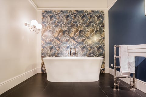 Devon Devon Piastrelle.Extra Large Tiles And Surfaces For The Bathroom And Beyond