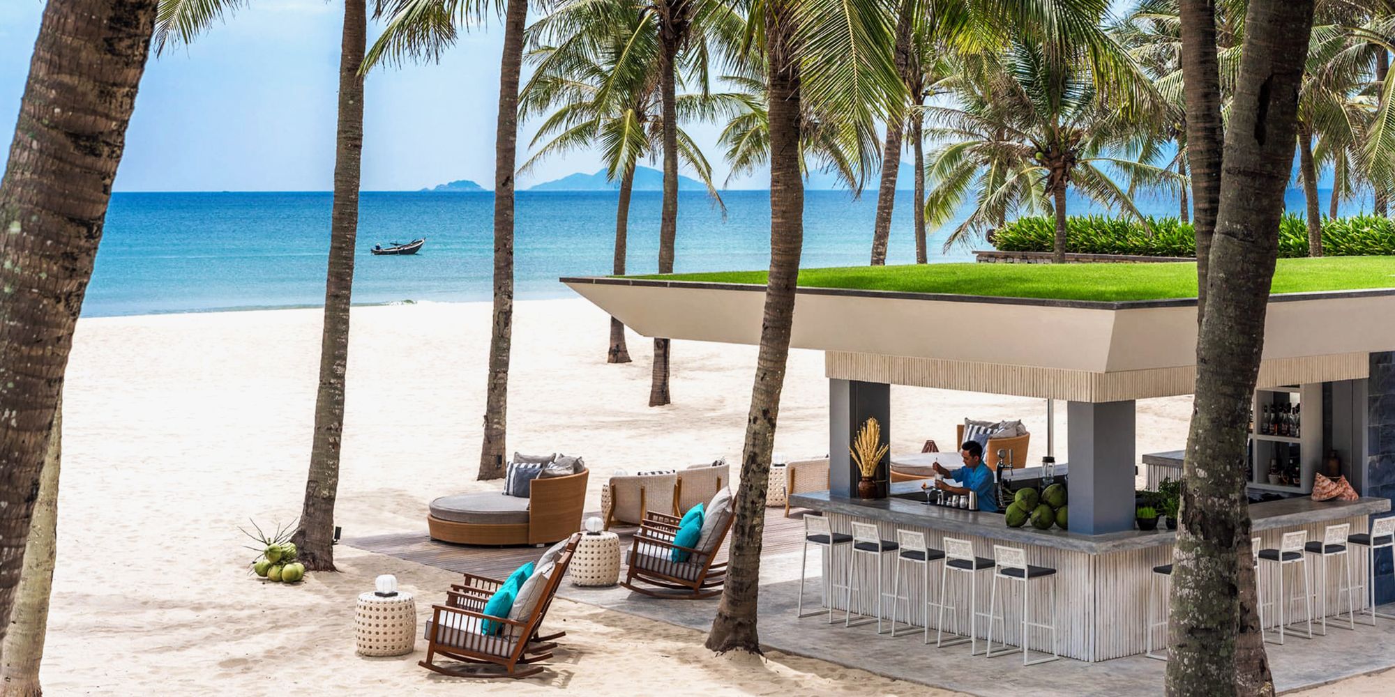 23 Best Beachfront Hotels In The World - Best Hotels On The Beach