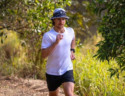fractel running hat lifetsyle