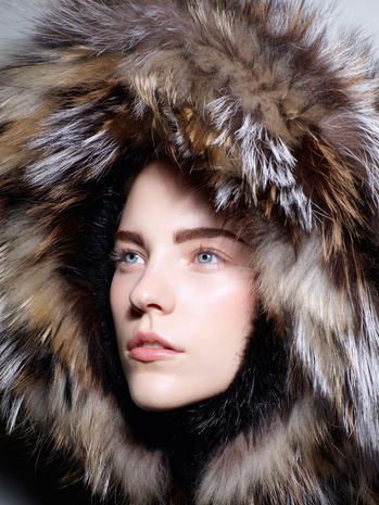 Human, Lip, Skin, Fur clothing, Textile, Natural material, Winter, Animal product, Headgear, Iris, 