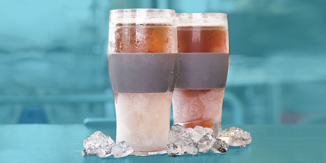 Freeze cooling pint glass