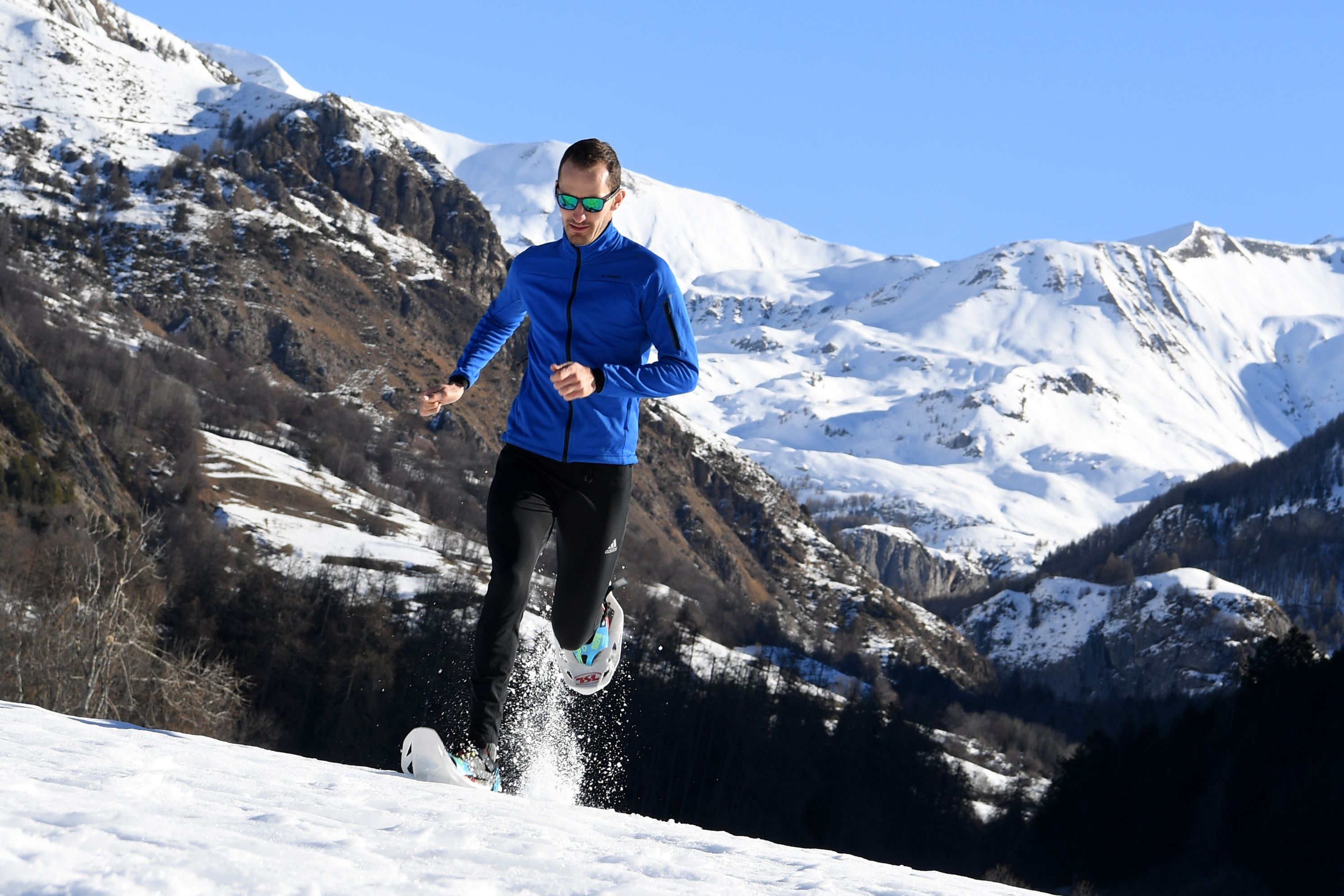 snowshoe running