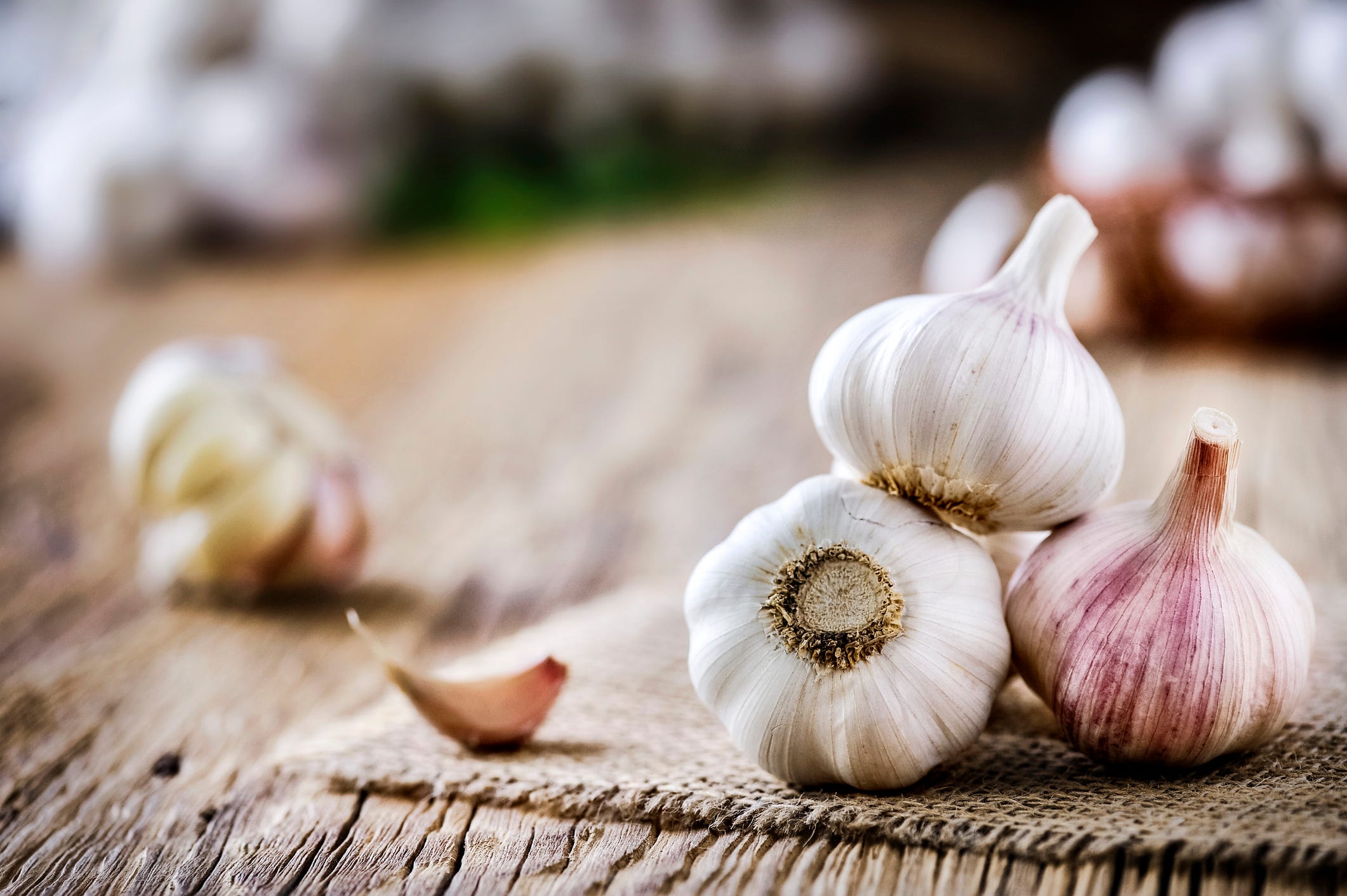 Too Much Garlic on Hand? Here Are the 3 Best Ways to Store It