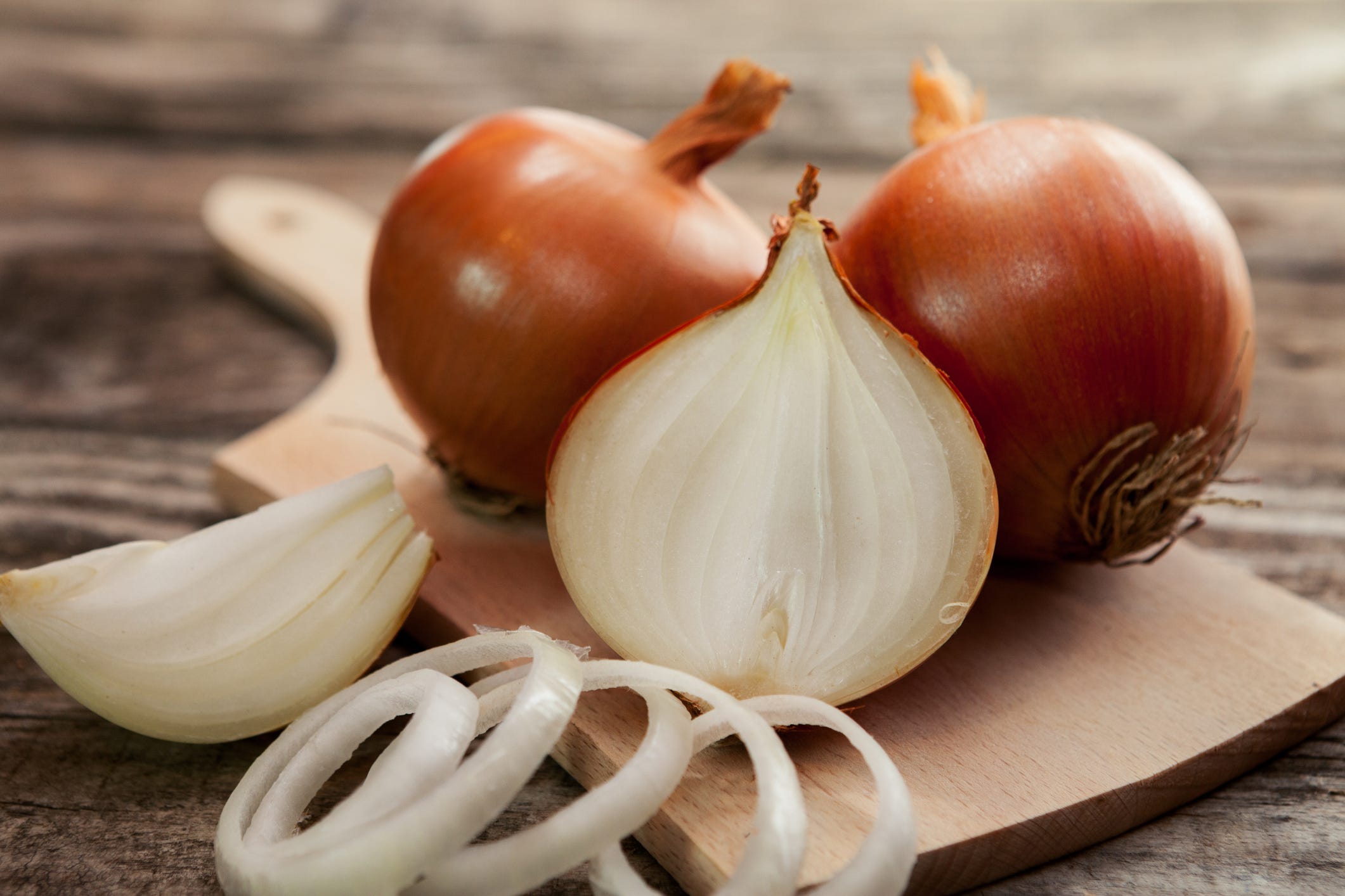 FYI: That Popular Onion Cutting Hack Doesn't Actually Work