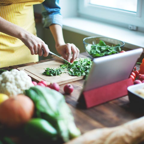 mothers day ideas during quarantine   virtual cooking class