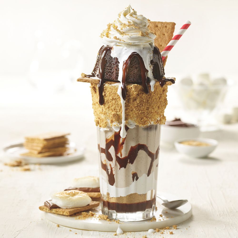 Friendly S Has A Giant S Mores Shake That S Topped With A Mini Chocolate Cake