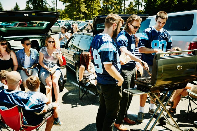 The Essential Tailgate Gear You Need for Football Season