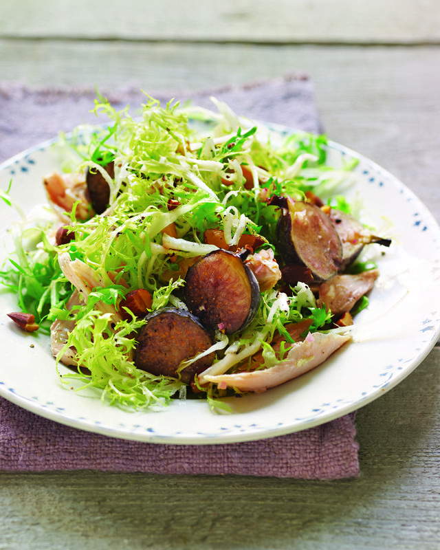 frisee salad with chicken and figs