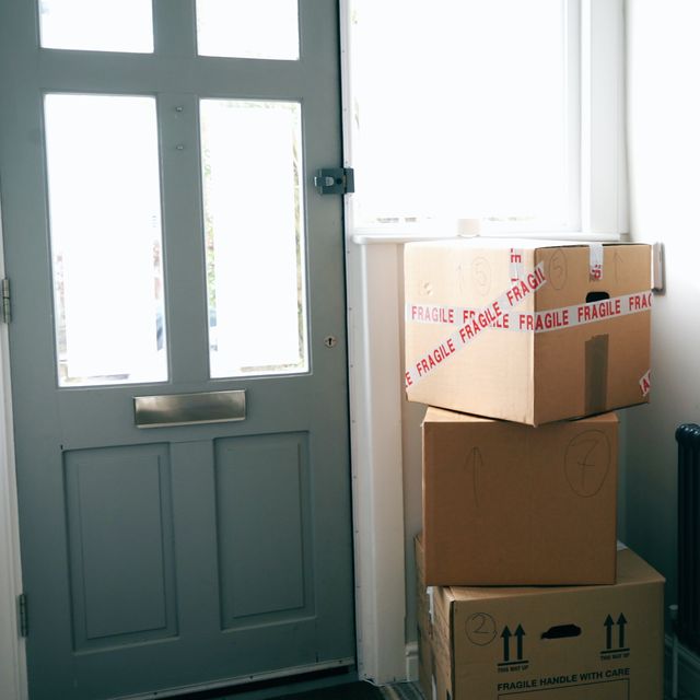 how to keep costs down when moving house
