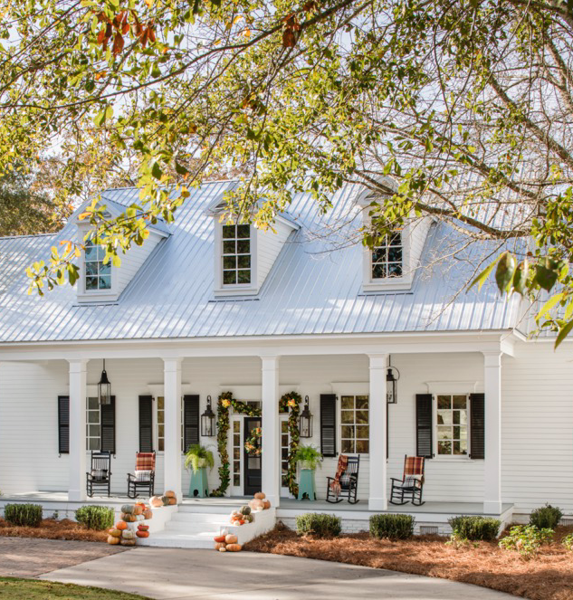 82 Best Front Porch Decorating Ideas How To Decorate A Patio