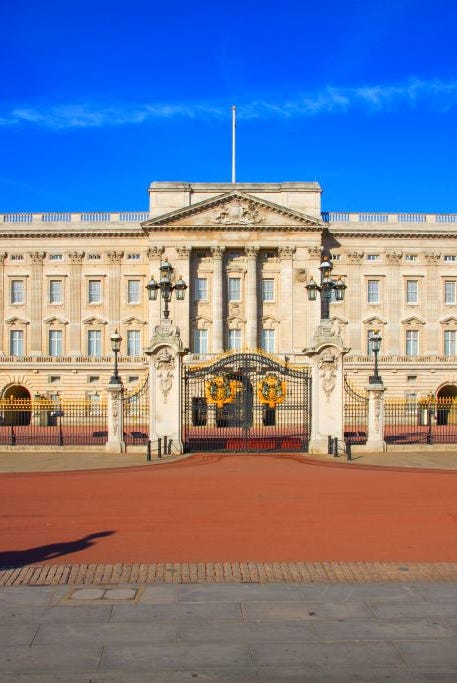 Buckingham Palace Hosts Escape Room With Leonardo Da Vinci Theme In The Queen S Gallery Buckingham Palace Hosts Escape Room With Leonardo Da Vinci Theme In The Queen S Gallery