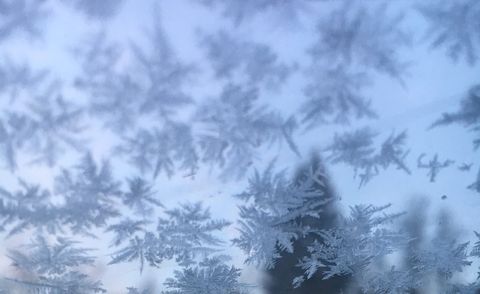 frost on car windshield