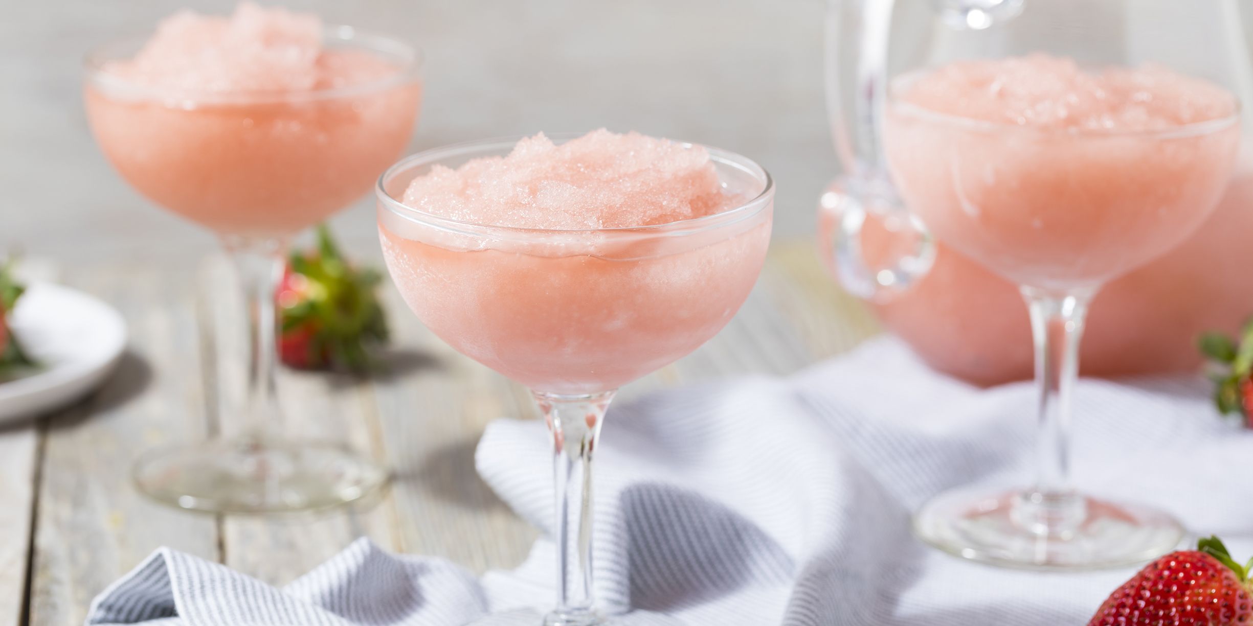 19 Best Frozen Alcoholic Drinks - How To Make Frozen Cocktails