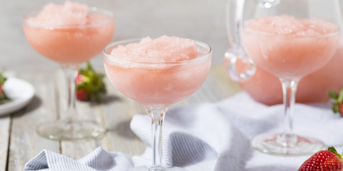 19 Best Frozen Alcoholic Drinks How to Make Frozen Cocktails