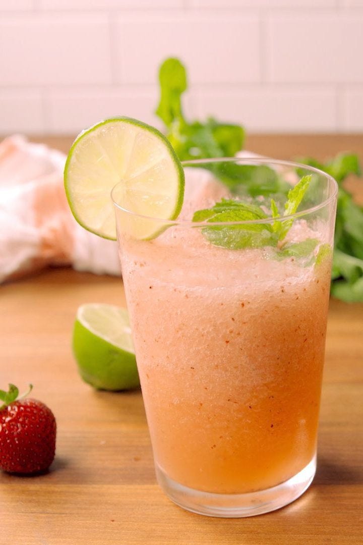 19 Best Frozen Alcoholic Drinks - How to Make Frozen Cocktails