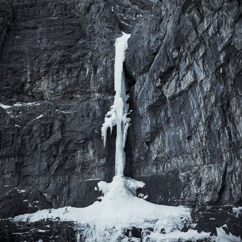 frozen waterfall devils gap in banff national park