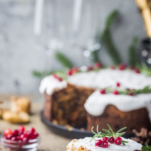 42 Best Christmas Fruitcake Recipes - Holiday Fruitcake Ideas