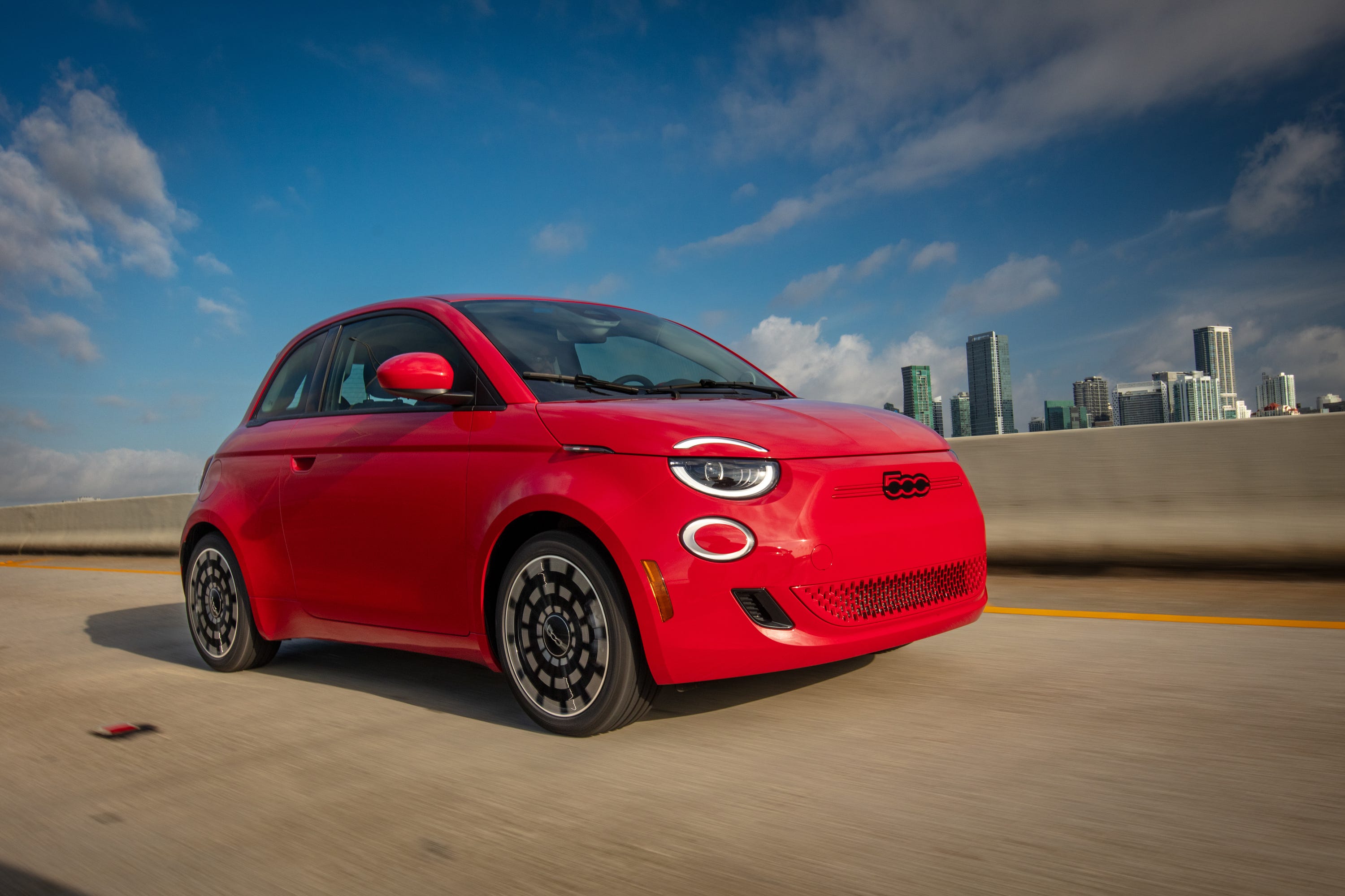 The Fiat 500e is Delightful and Possibly Irrelevant