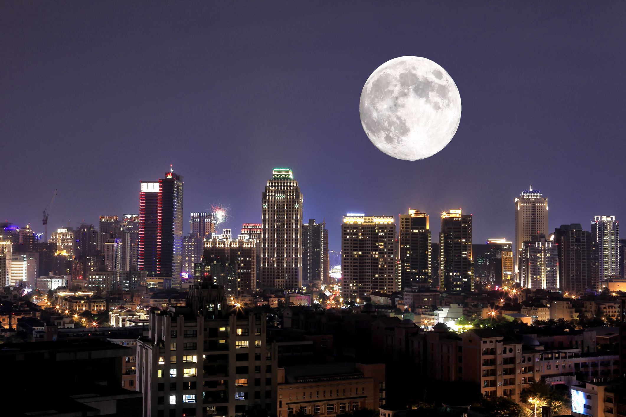 Ночь Луна город