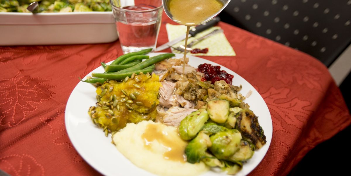Walmart Is Offering A Free Thanksgiving Dinner Via A Rebate