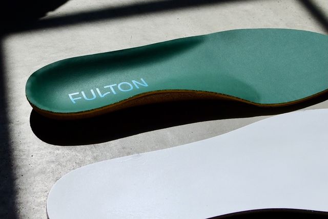 fulton insoles next to regular insoles